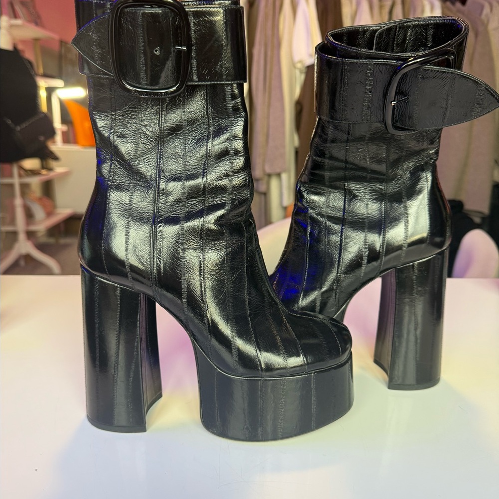 Saint Laurent Eel Billy platform buckle ankle boot - black size 37